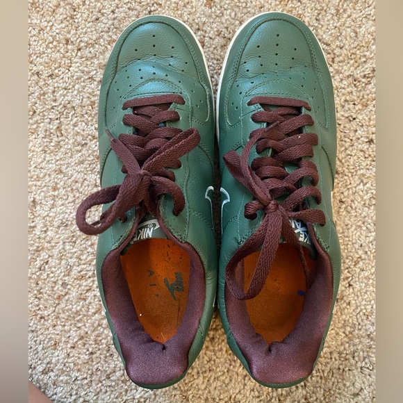 Nike Air Force 1 Hong Kong, Mens Size 9.5 - Picture 13 of 16